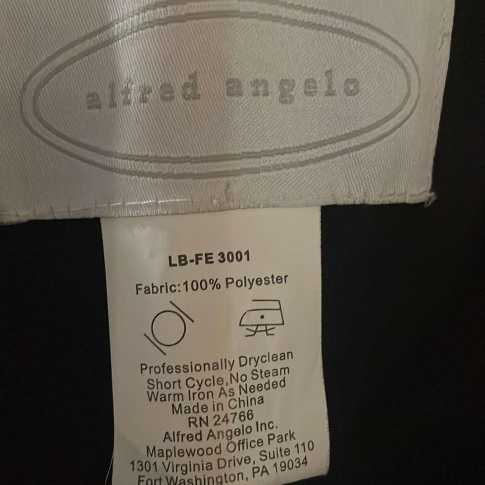 Alfred Angelo - Mid Length Grad/Prom Dress - Picture 6 of 9